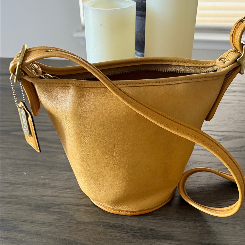 Vintage 1997 Coach Mustard Leather Crossbody Bag